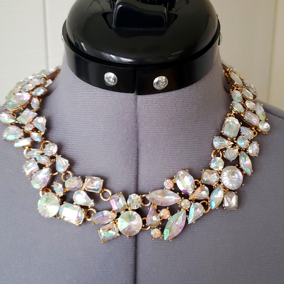 Eye Candy  Crystal Cluster Collar Necklace - Picture 4 of 4